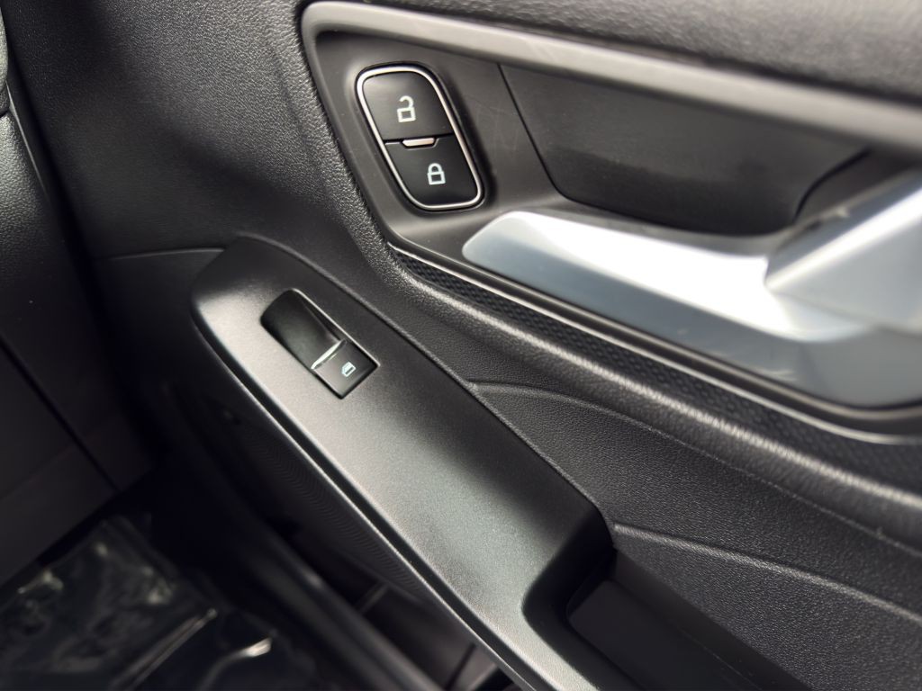 2025 Ford Escape Image 15