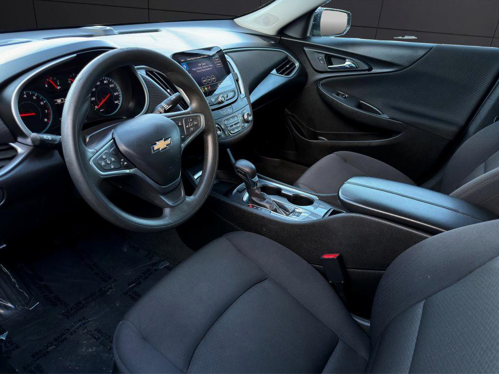 2023 Chevrolet Malibu Image 12
