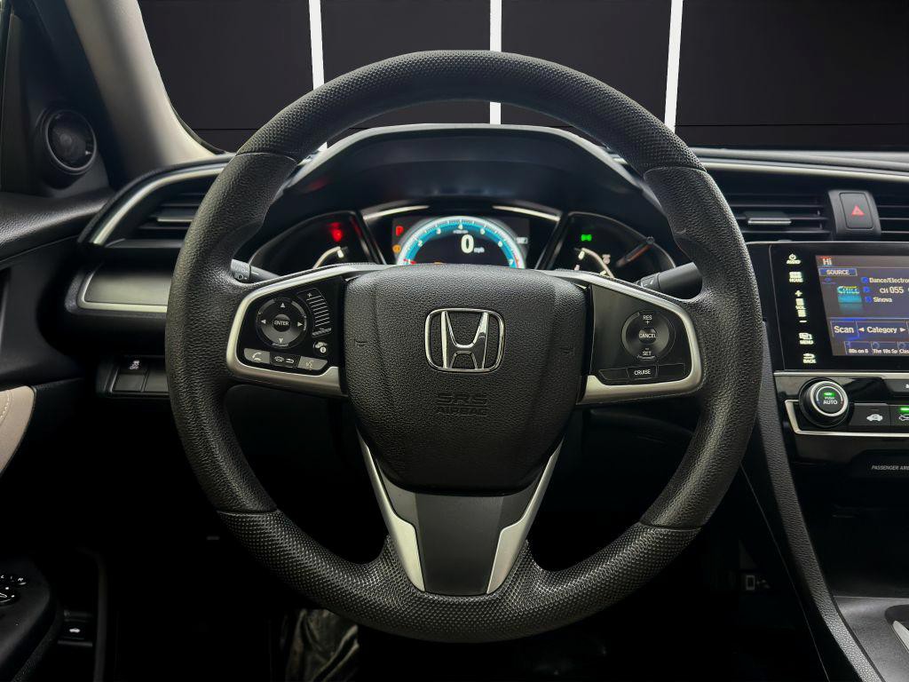 2018 Honda Civic Image 16