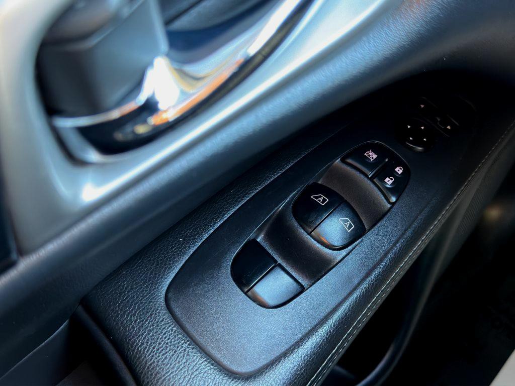 2020 Nissan Pathfinder Image 11