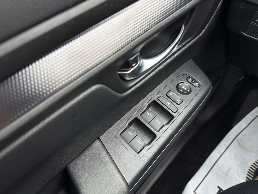 2025 Honda CR-V Image 11