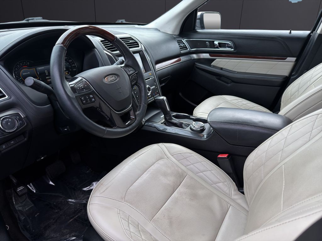 2018 Ford Explorer Image 12