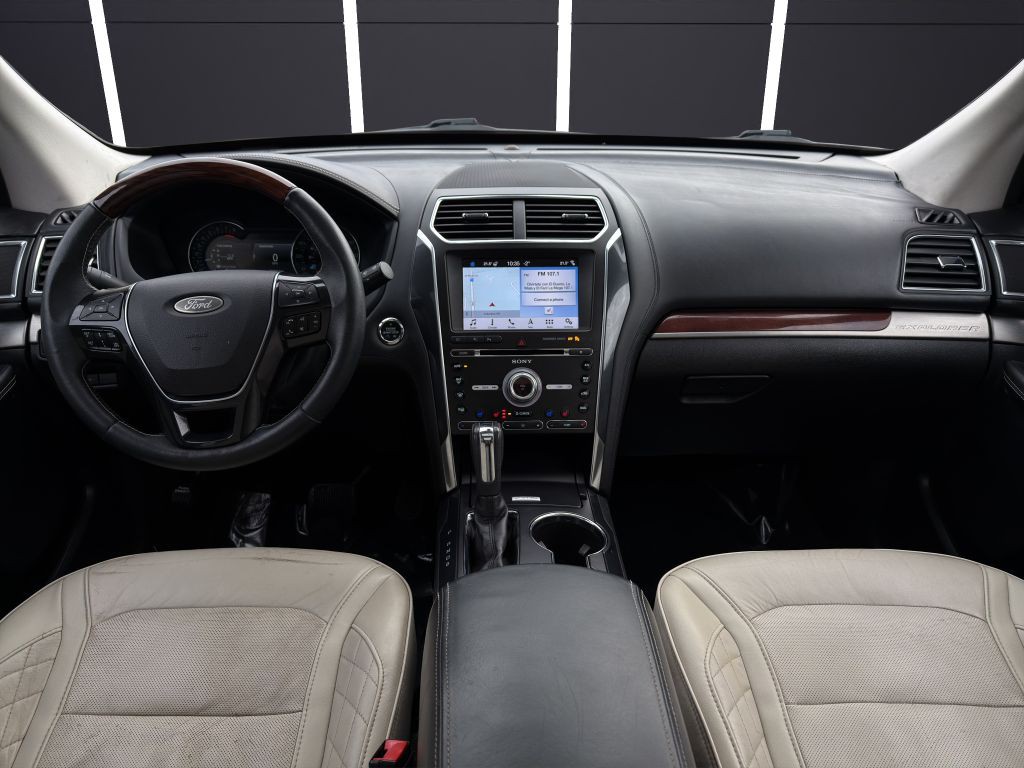 2018 Ford Explorer Image 13