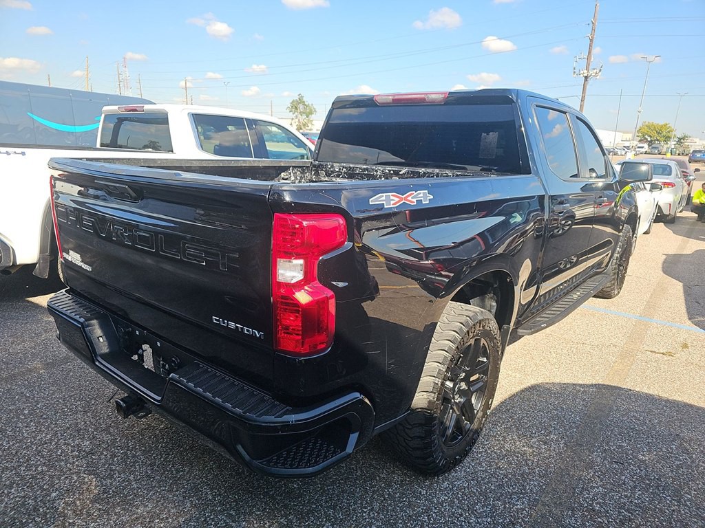 2023 Chevrolet Silverado 1500 Image 2