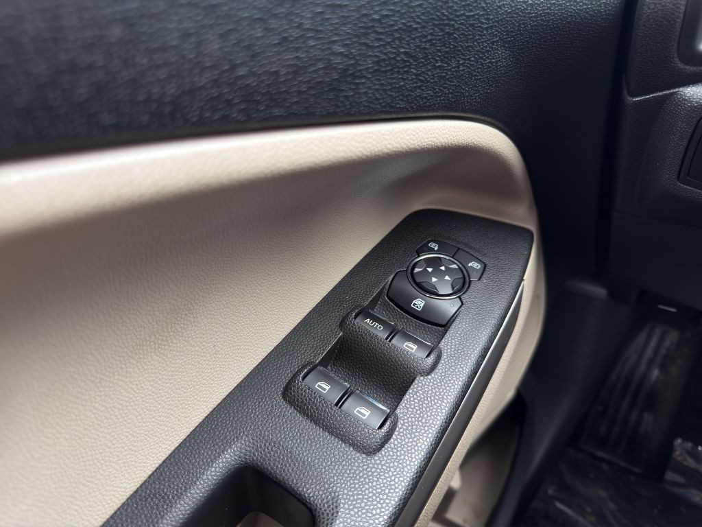 2019 Ford Econoline Image 11