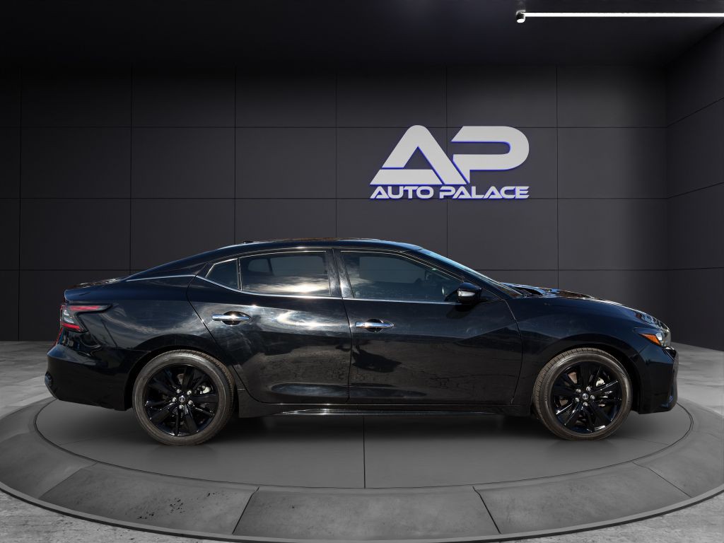 2022 Nissan Maxima Image 8
