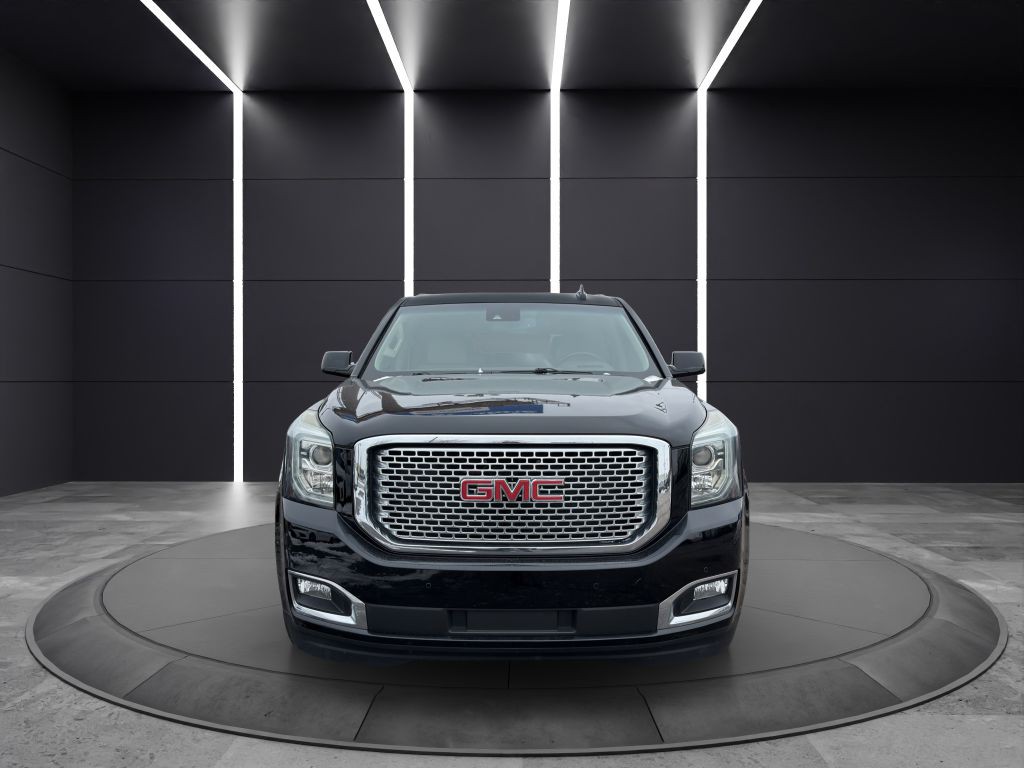 2017 GMC Yukon Image 2