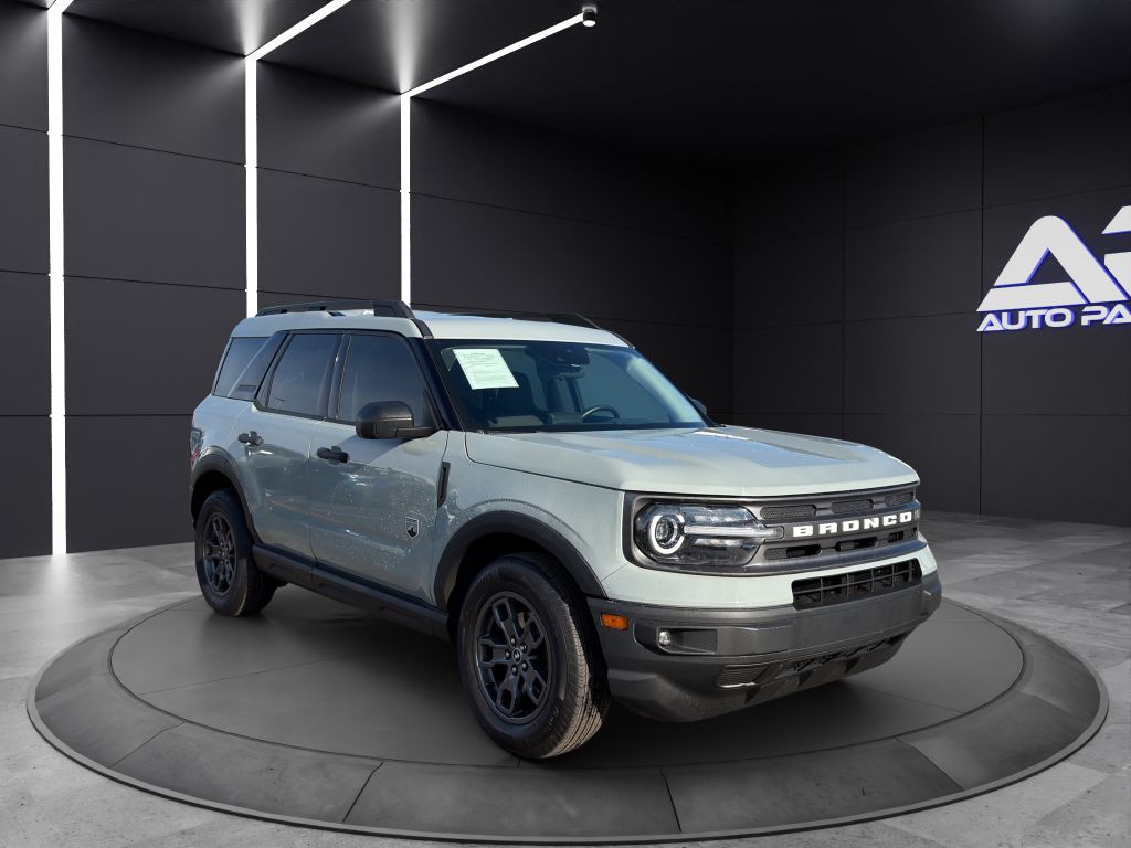 2021 Ford Bronco Image 3
