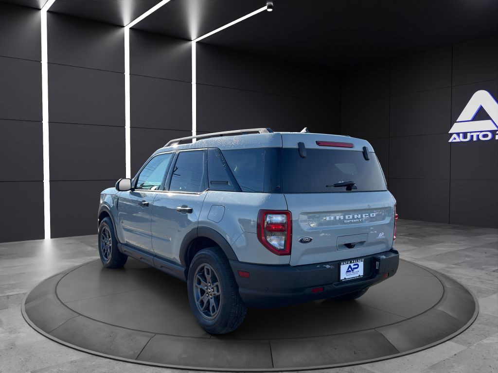 2021 Ford Bronco Image 4