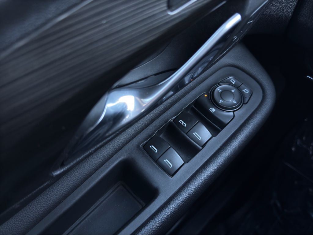 2022 GMC Terrain Image 11