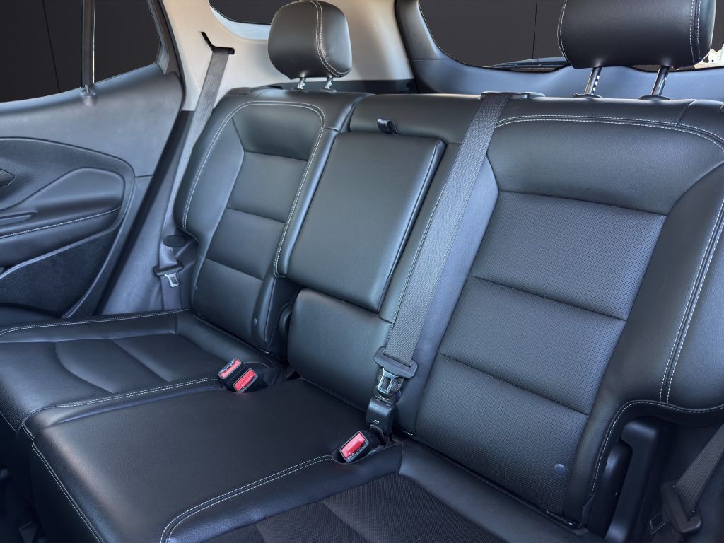 2022 GMC Terrain Image 22