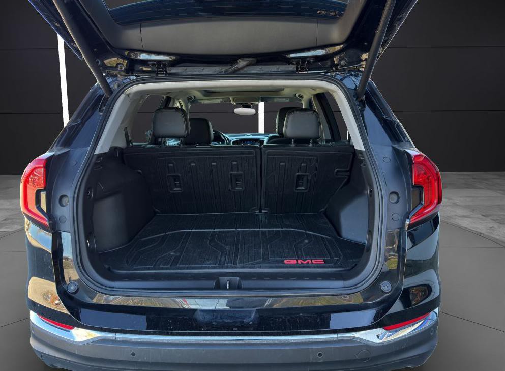 2022 GMC Terrain Image 23