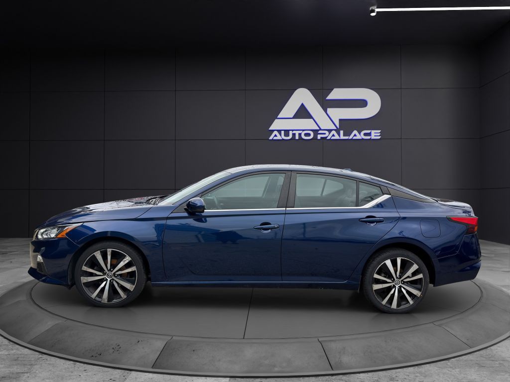 2021 Nissan Altima Image 7