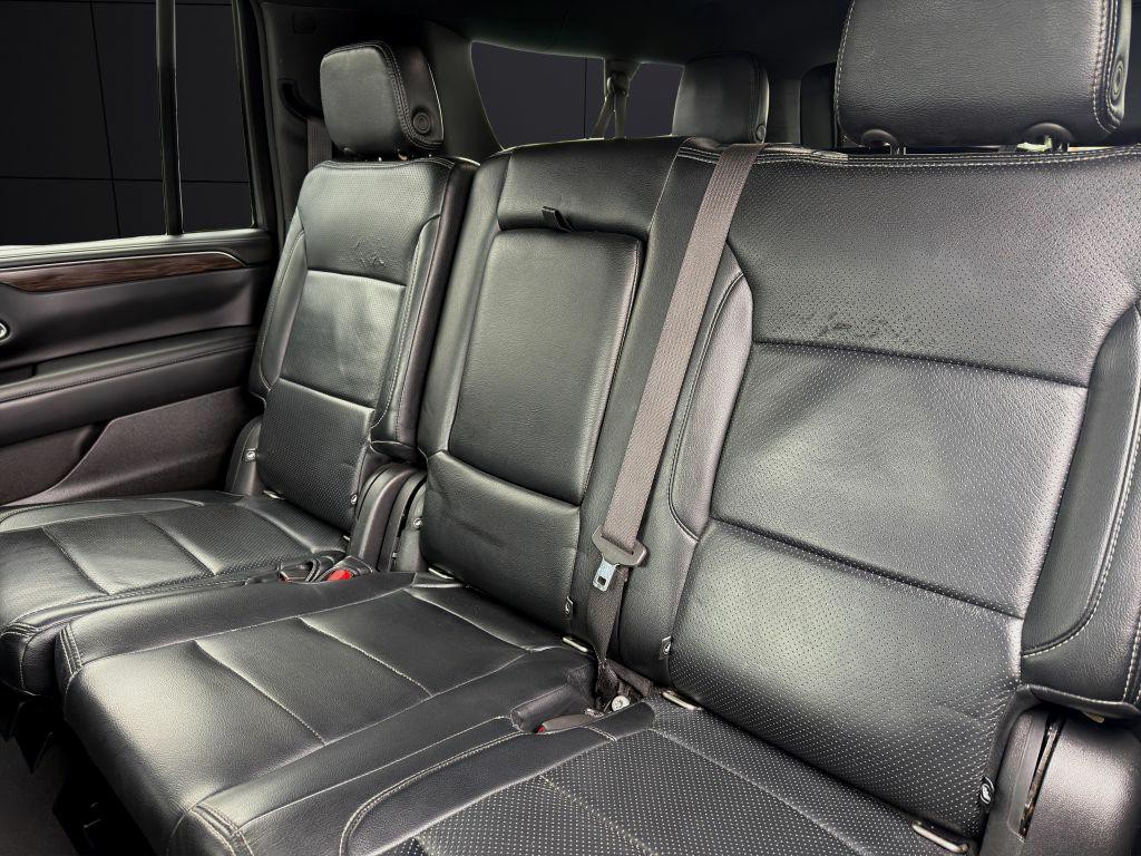 2023 Chevrolet Suburban Image 20