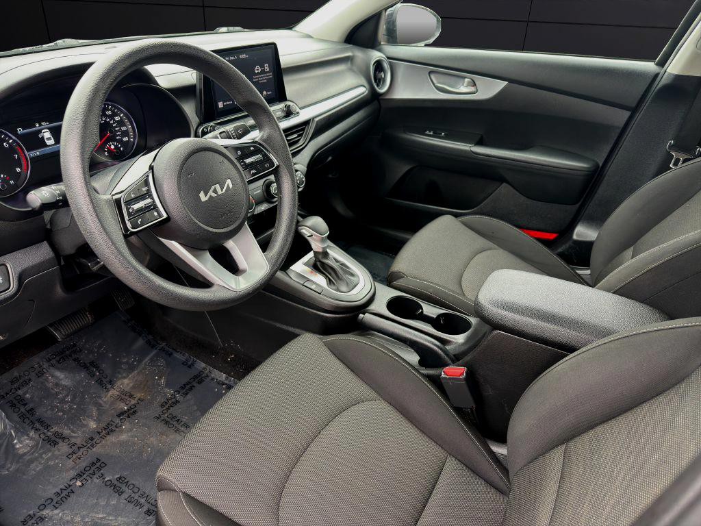 2023 Kia Forte Image 12