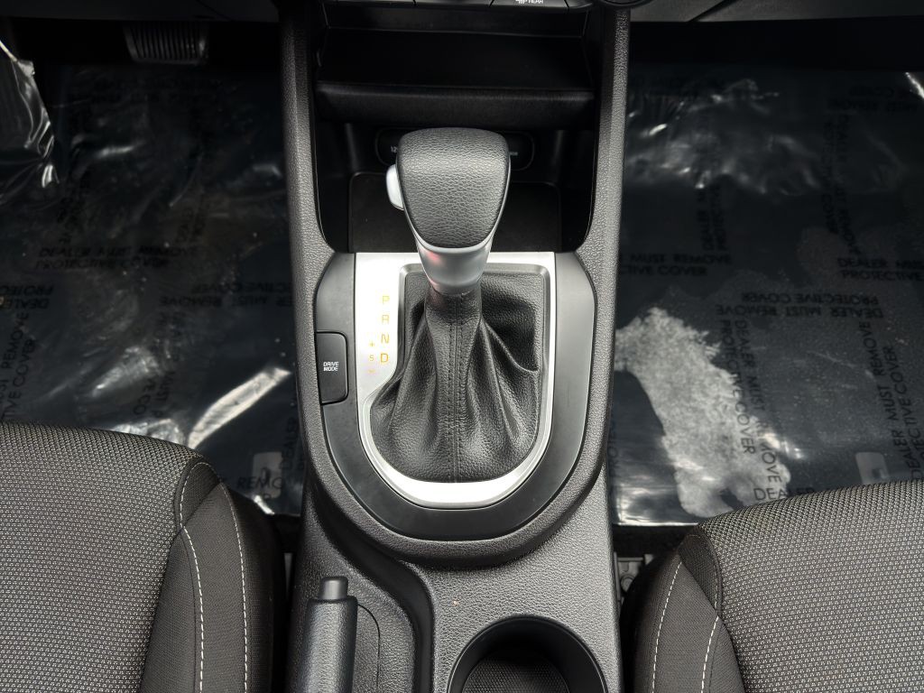 2023 Kia Forte Image 19