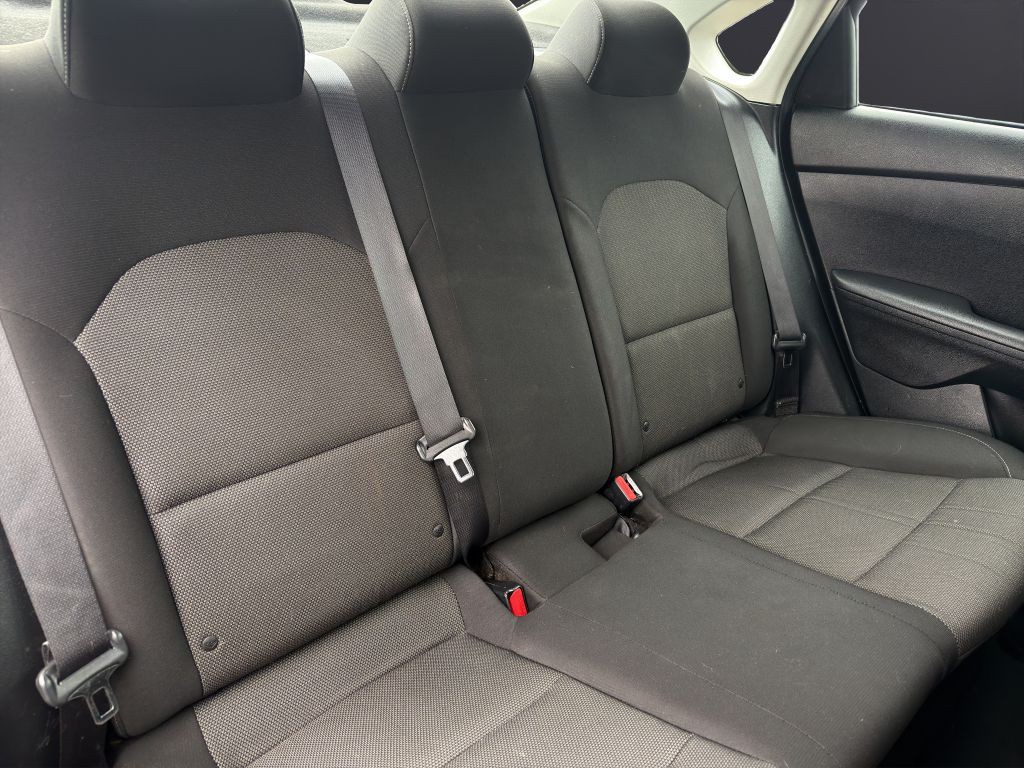 2023 Kia Forte Image 20