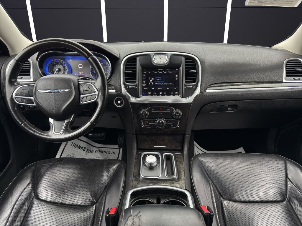 2020 Chrysler 300 Image 10