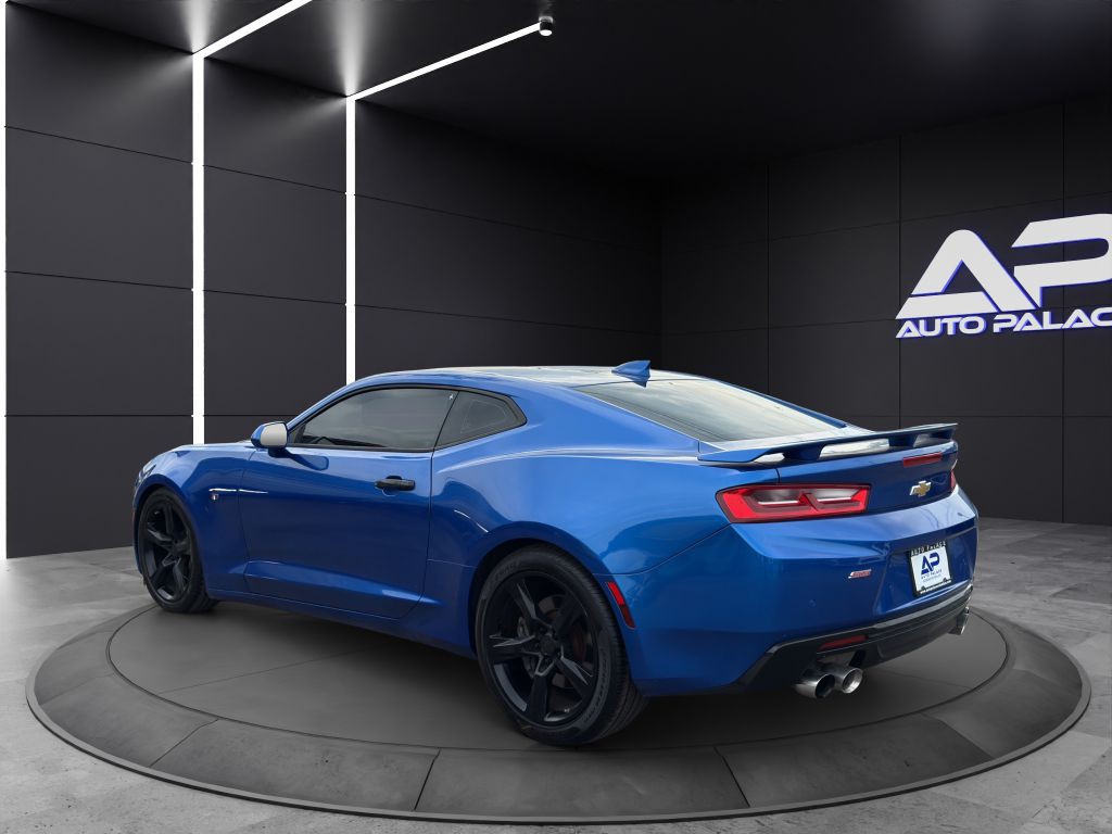 2017 Chevrolet Camaro Image 4