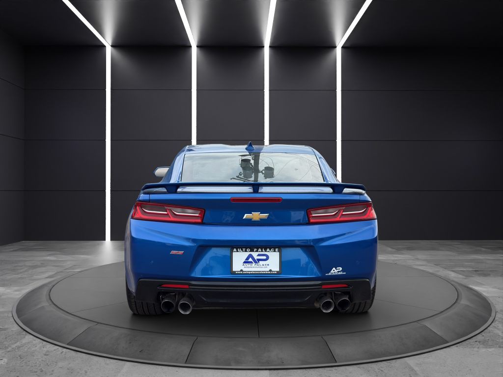 2017 Chevrolet Camaro Image 5