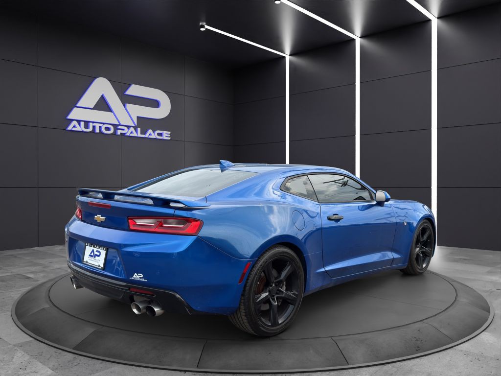 2017 Chevrolet Camaro Image 6