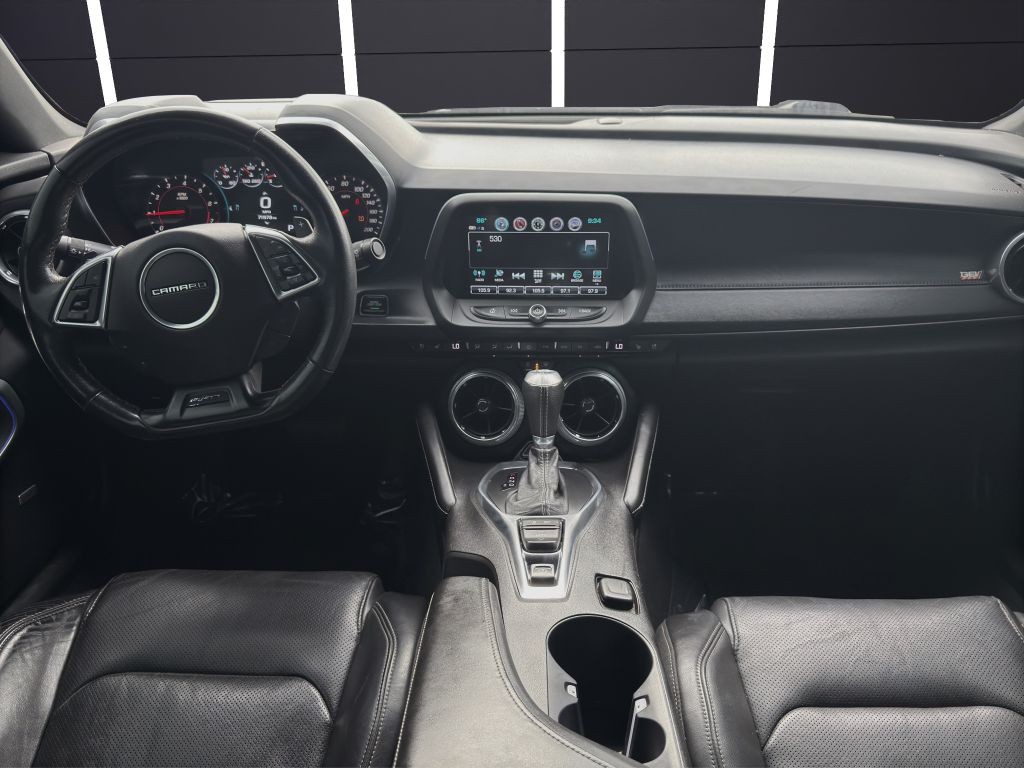 2017 Chevrolet Camaro Image 13