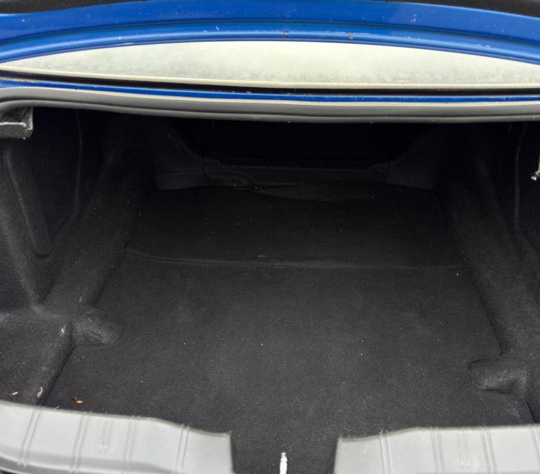 2017 Chevrolet Camaro Image 21