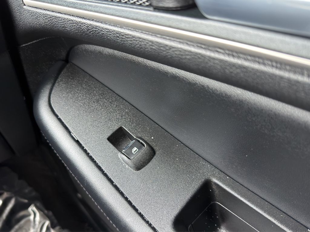 2024 Ford Edge Image 15