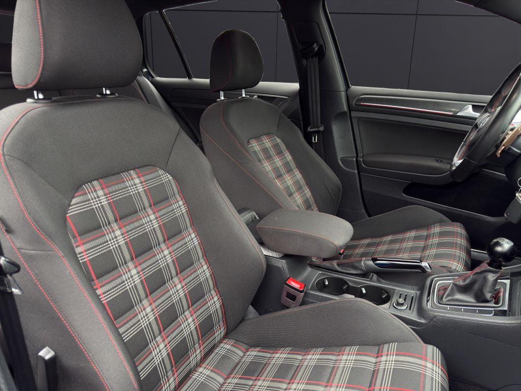 2020 Volkswagen GTI Image 14