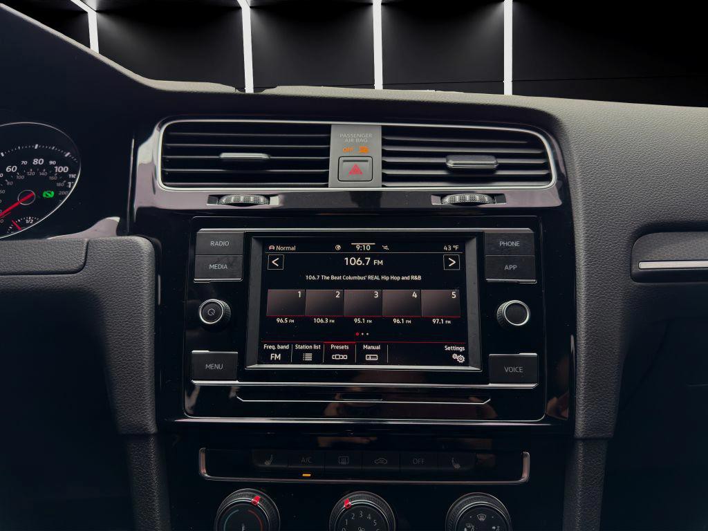 2020 Volkswagen GTI Image 17