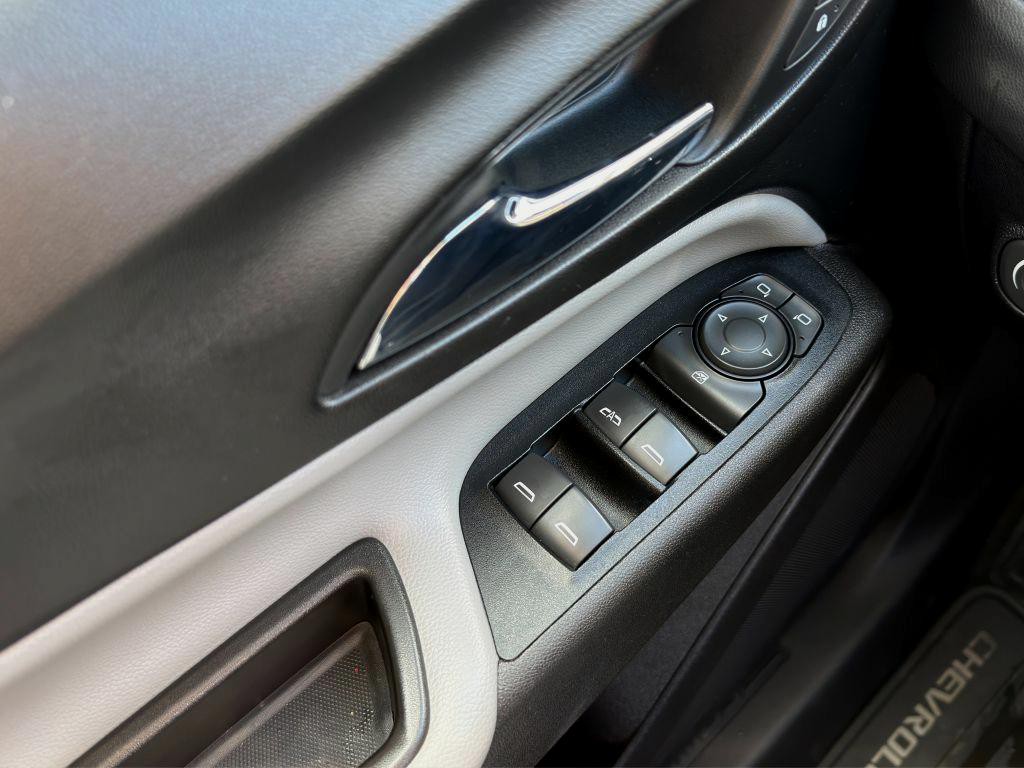 2018 Chevrolet Equinox Image 11