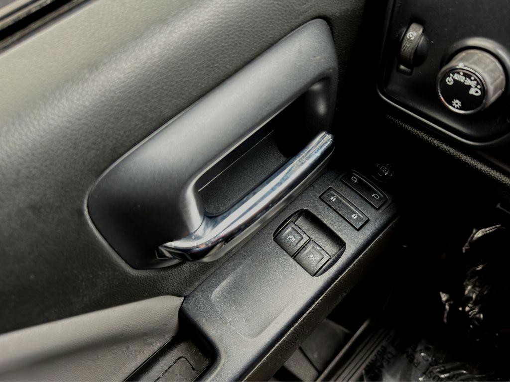 2015 Chevrolet Silverado 1500 Image 11