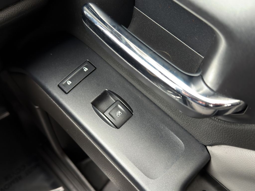 2015 Chevrolet Silverado 1500 Image 14