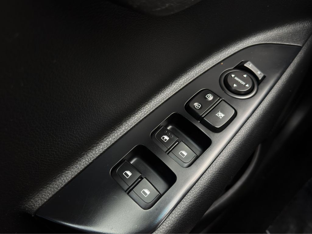 2018 Kia Rio Image 11