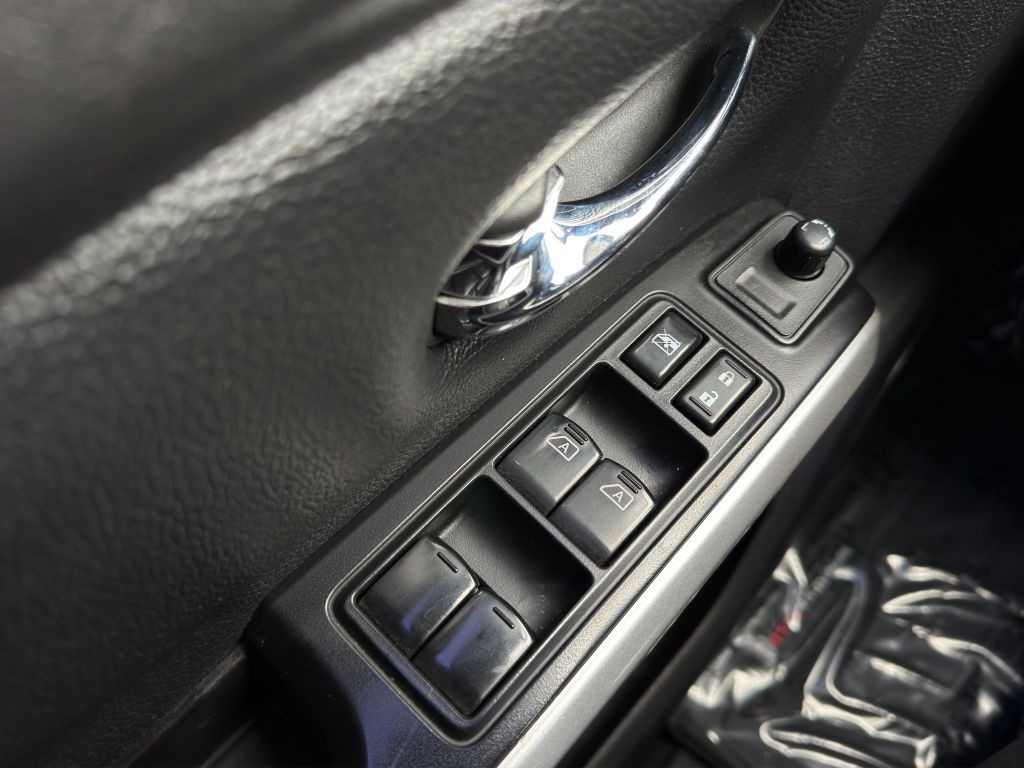 2018 Nissan Titan Image 11