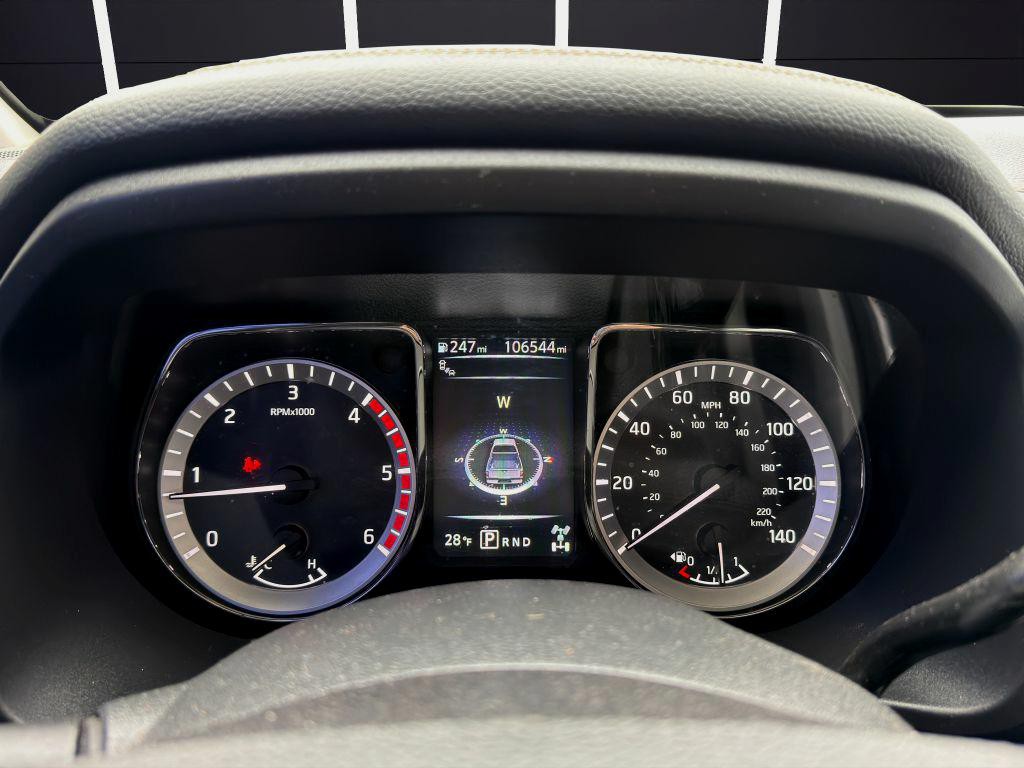 2018 Nissan Titan Image 16