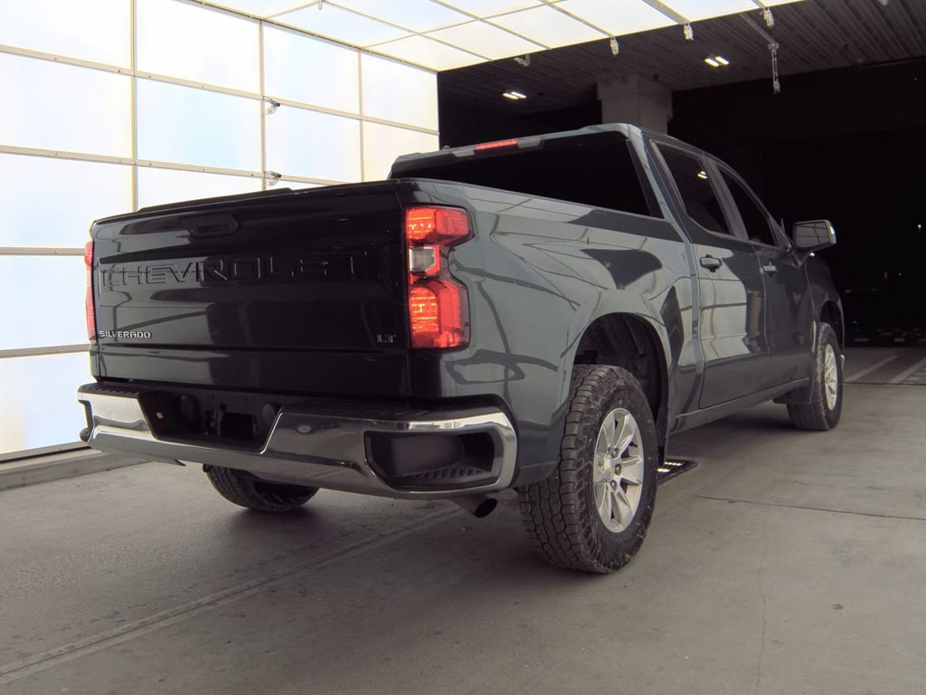 2019 Chevrolet Silverado 1500 Image 2