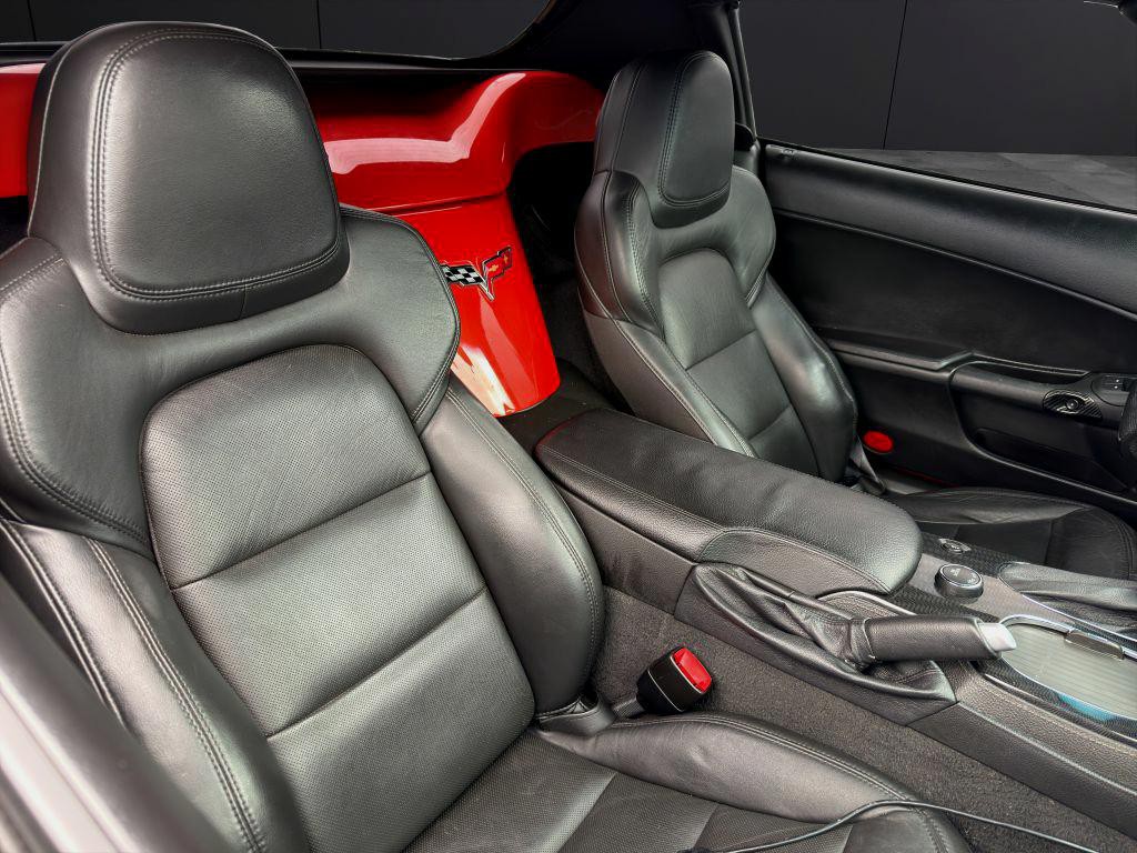 2012 Chevrolet Corvette Image 13