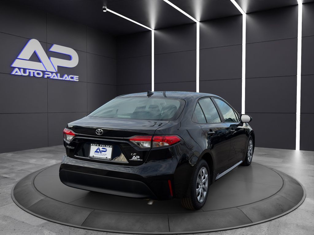 2023 Toyota Corolla Image 6