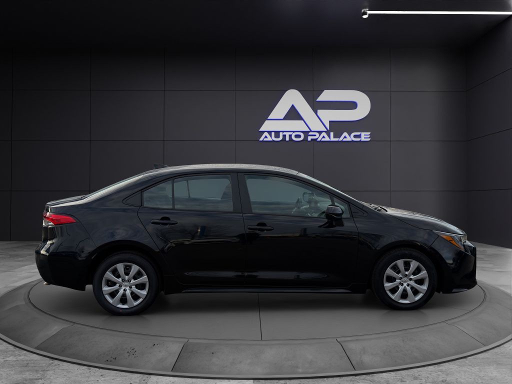 2023 Toyota Corolla Image 8