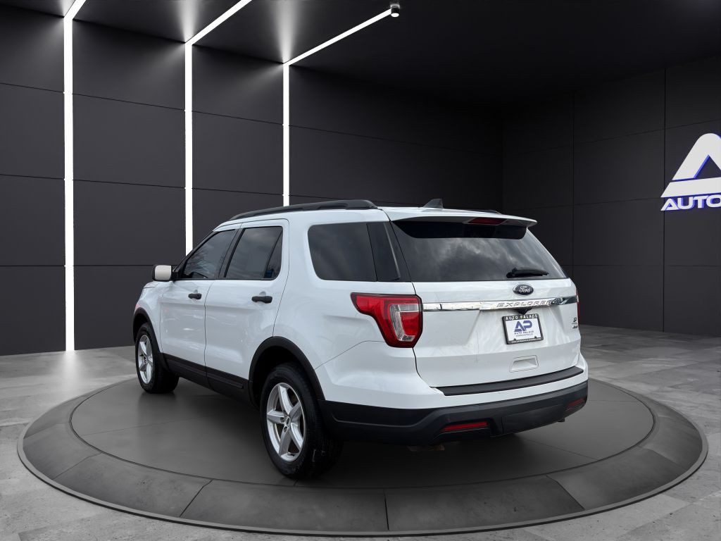 2019 Ford Explorer Image 4