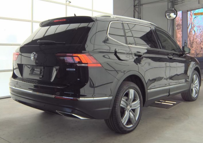 2021 Volkswagen Tiguan Image 2