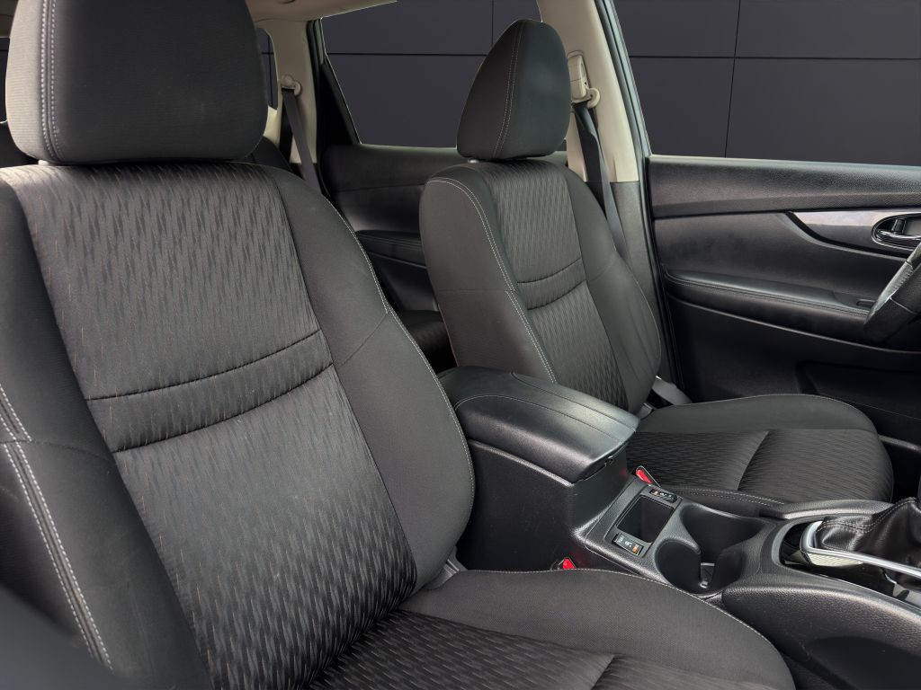 2020 Nissan Rogue Image 14