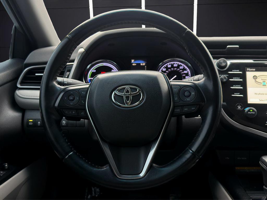 2020 Toyota Camry Image 16