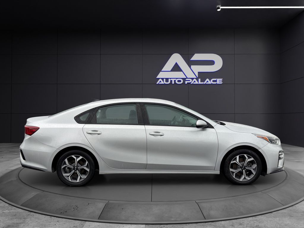 2019 Kia Forte Image 8