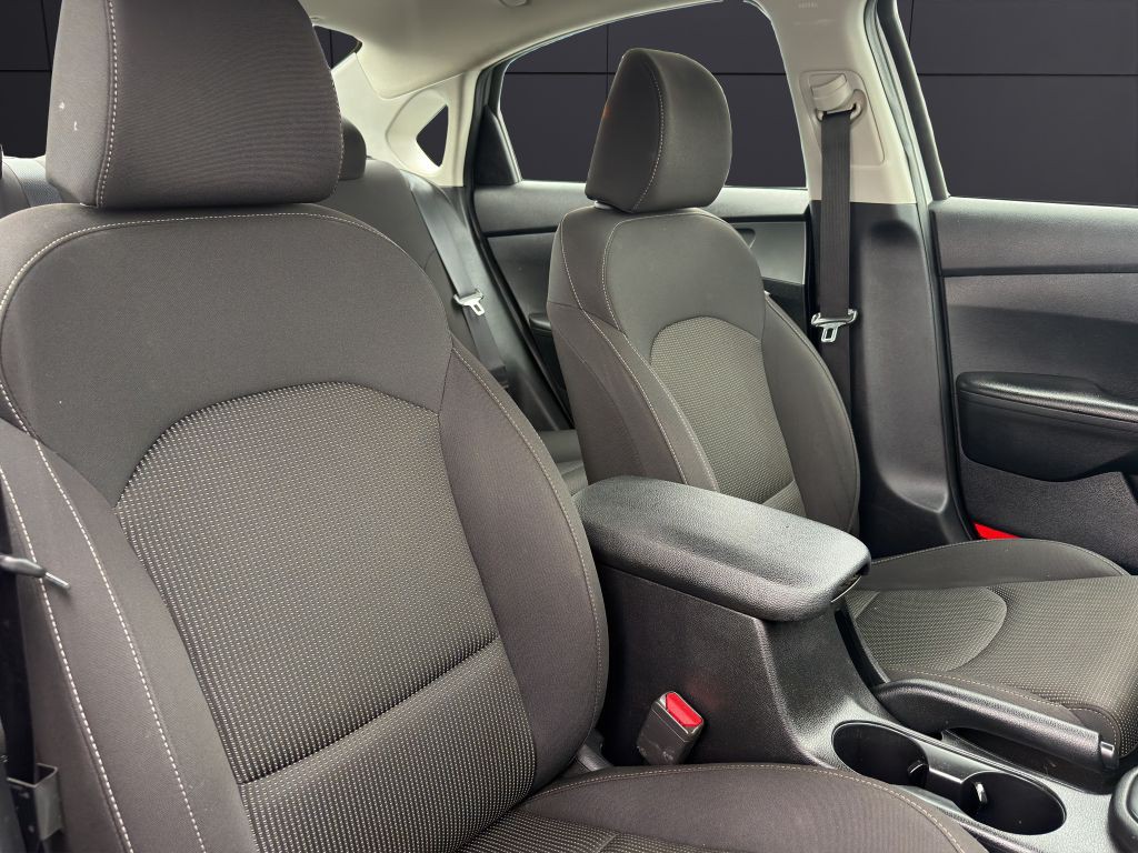 2019 Kia Forte Image 14