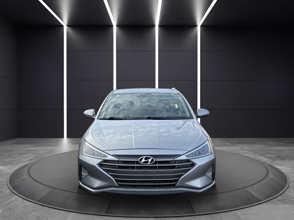 2020 Hyundai Elantra Image 2