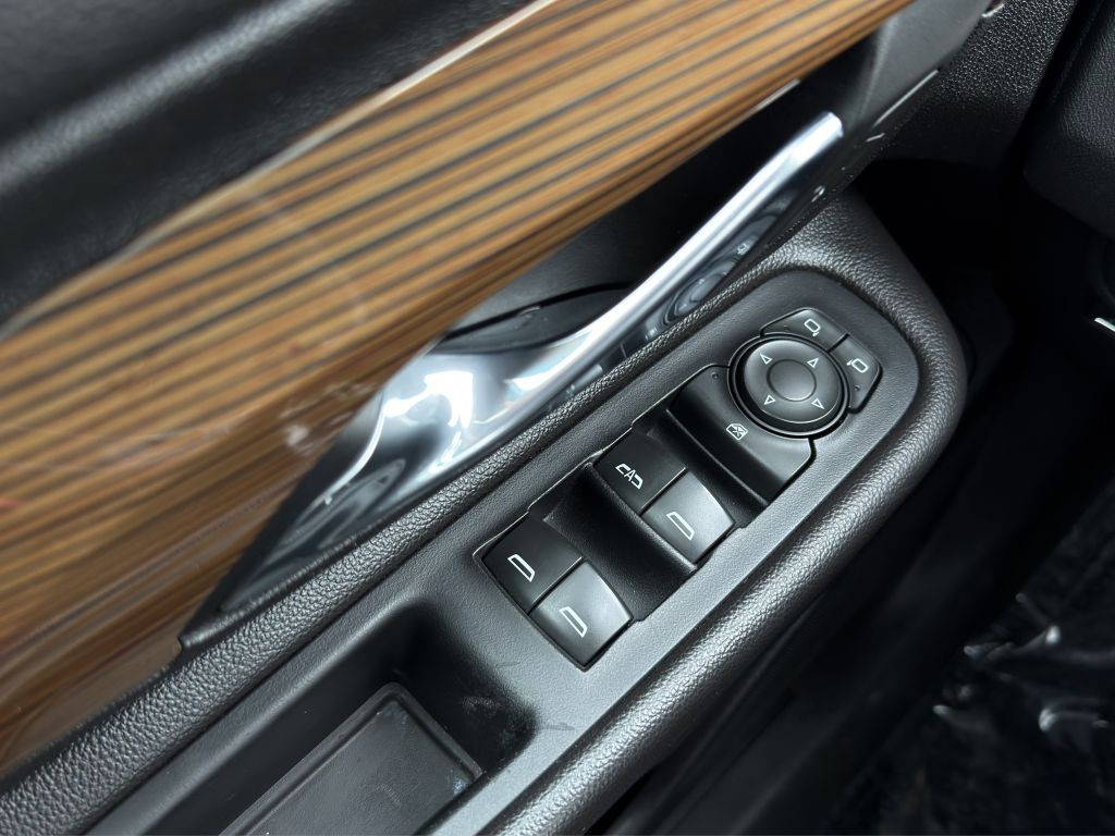 2020 GMC Terrain Image 11