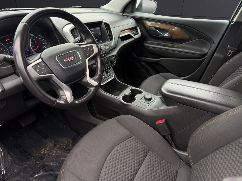 2020 GMC Terrain Image 12