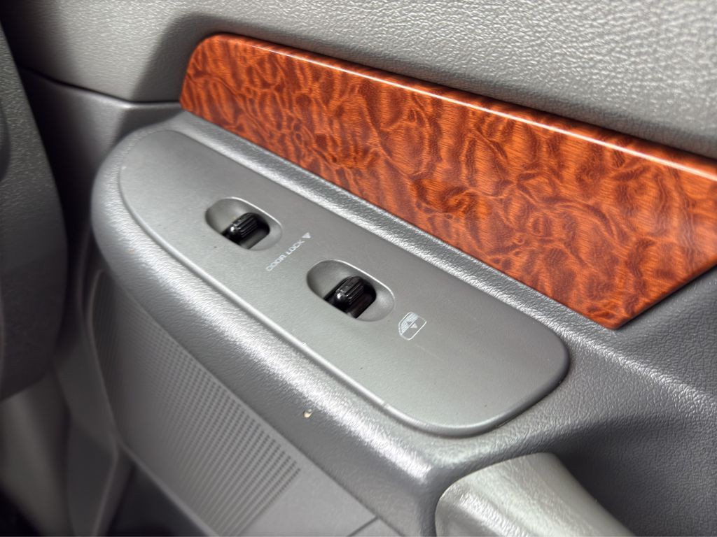 2006 Dodge Ram 2500 Image 11